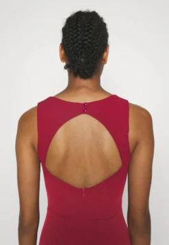 Alyona Heart Midi Dress - Jerseyjurk - Berry Wine 9 Alyona Heart Midi Dress - Jerseyjurk - Berry Wine -Wal G Verkoopwinkel 7e28aebe7e9a42629f021e500874a5a8 scaled