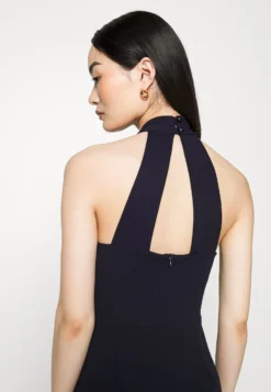 Alfo Cross Neck - Jumpsuit - Navy Blue -Wal G Verkoopwinkel 7e4f9d5ffe2046dda5a8e6ff446f326e scaled