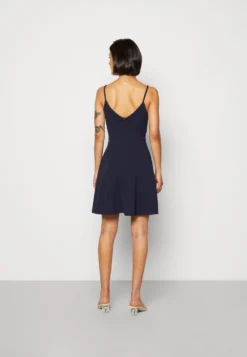 Wal G Jina Skater Dress - Jerseyjurk - Navy Blue -Wal G Verkoopwinkel 8babce44aea24804824484e5ae954478 scaled