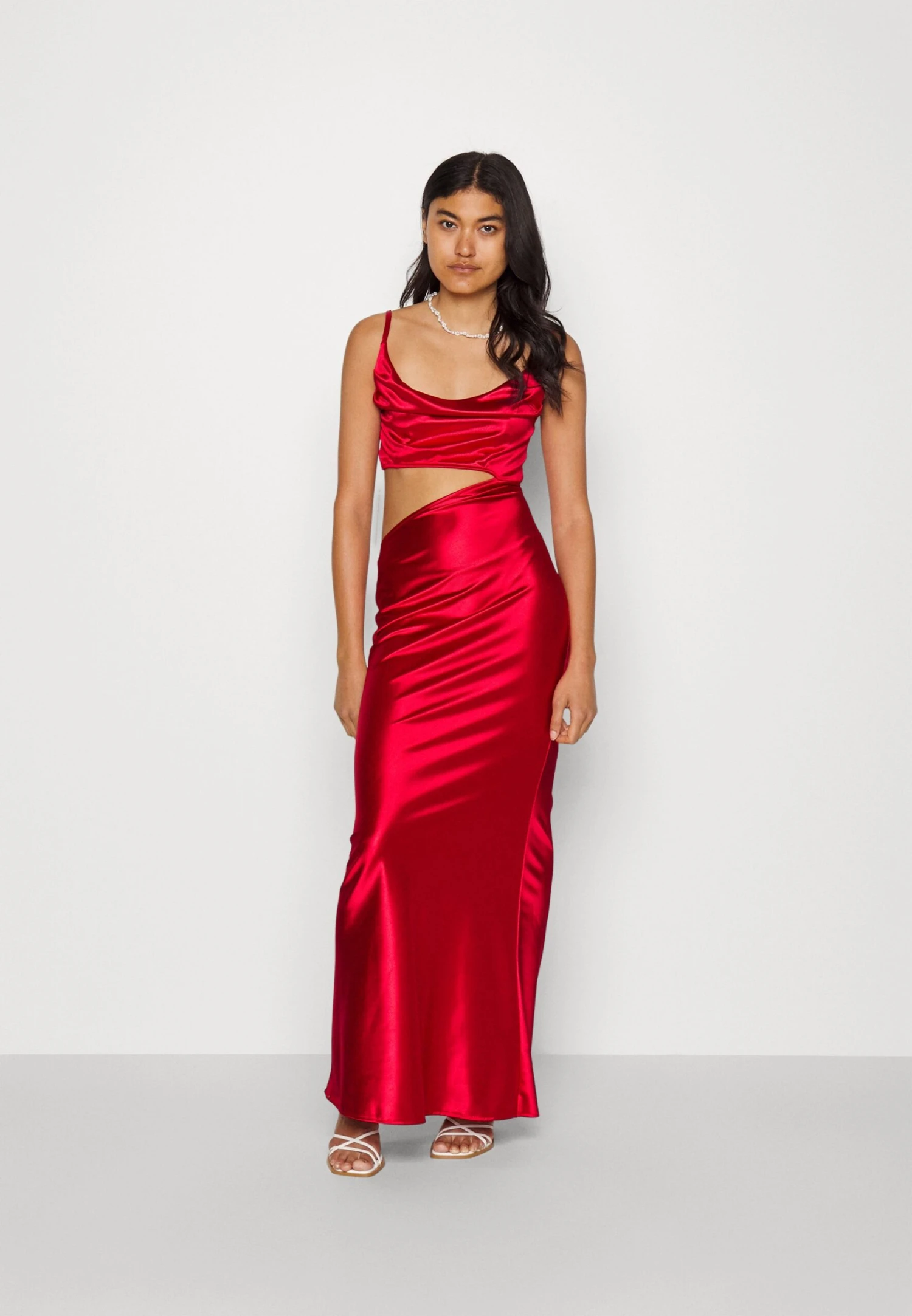 Wal G Sharara Cut Out Dress - Cocktailjurk - Red 2 Wal G Sharara Cut Out Dress - Cocktailjurk - Red - Afbeelding 2