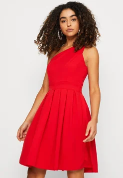 Wal G Toni Skater - Jerseyjurk - Red -Wal G Verkoopwinkel 939c04308ac042aeb561fca7dab23eb9 scaled