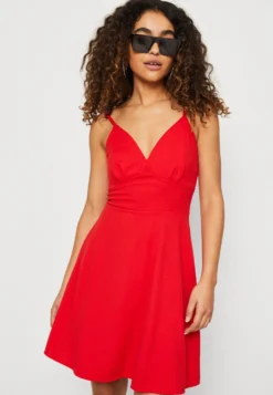 Wal G Jina Skater Dress - Jerseyjurk - Red -Wal G Verkoopwinkel 9518307f0407463d852d1c0b87c928b1 scaled