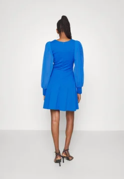 Wal G Kat Sleeve Dress - Jurk - Electric Blue 8 Wal G Kat Sleeve Dress - Jurk - Electric Blue -Wal G Verkoopwinkel 96b097c8ba7349f78b5ba1d7d6652c62 scaled
