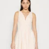 Wal G Wedding Lila V Neck Skater - Cocktailjurk - Peach