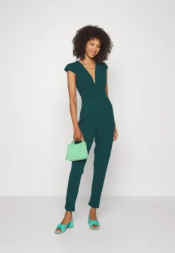 Wal G Short Sleeve V Neck - Jumpsuit - Forest Green -Wal G Verkoopwinkel 999260de746d4f839aa5082fe10857bc scaled
