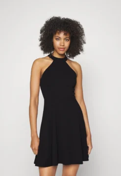 Wal G Bali Halter Neck Skater Dress - Jerseyjurk - Black