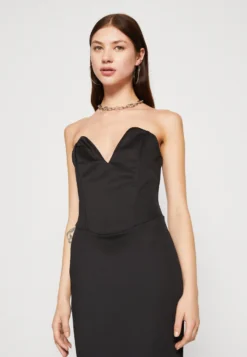 Wal G Dolly V Neck Maxi - Jerseyjurk - Black 9 Wal G Dolly V Neck Maxi - Jerseyjurk - Black -Wal G Verkoopwinkel 9ad3219e24b34535899e0201dbc2980d scaled