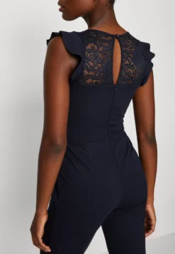 Wal G Ruffle With Back Insert - Jumpsuit - Navy Blue -Wal G Verkoopwinkel 9bf04508bbbd4e029767ce99d7433518 scaled