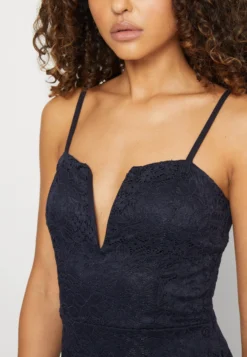 Wal G Tilly Maxi Dress - Galajurk - Navy Blue -Wal G Verkoopwinkel 9dc0aa51fb1142a29461a7c045725585 scaled