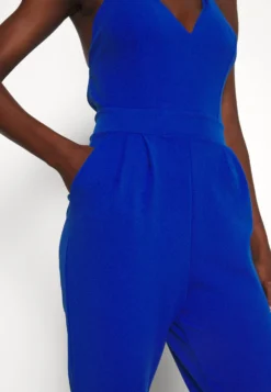 Marsha Back Strappy- Jumpsuit - Electric Blue 15 Marsha Back Strappy- Jumpsuit - Electric Blue -Wal G Verkoopwinkel 9ffe6266ee704fa6a18694ee210197c7 scaled