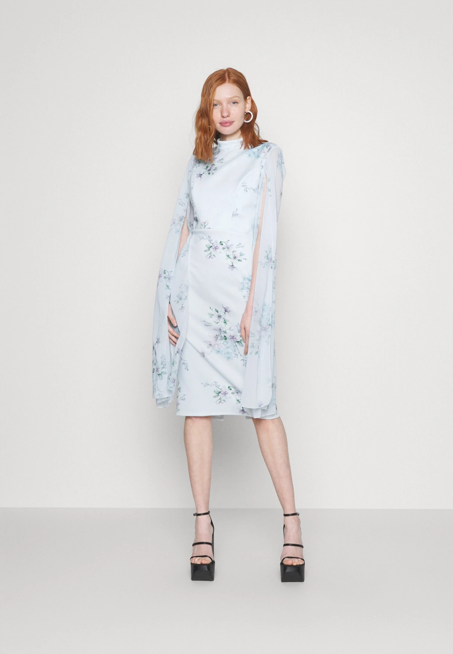 Wal G Wedding Cape Midi Dress - Jerseyjurk - Dark Blue/Multi 1 Wal G Wedding Cape Midi Dress - Jerseyjurk - Dark Blue/Multi