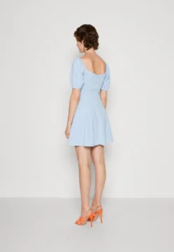 Wal G Haliday Cut Out Skater - Jerseyjurk - Sky Blue -Wal G Verkoopwinkel a20c022c99264ced80076695c4d26ccf scaled