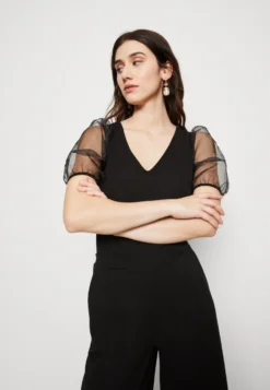 Wal G Matila Bodysuit - T-Shirt Print - Black -Wal G Verkoopwinkel a262e6a7a4d74cab9b65d22fd4637215 scaled