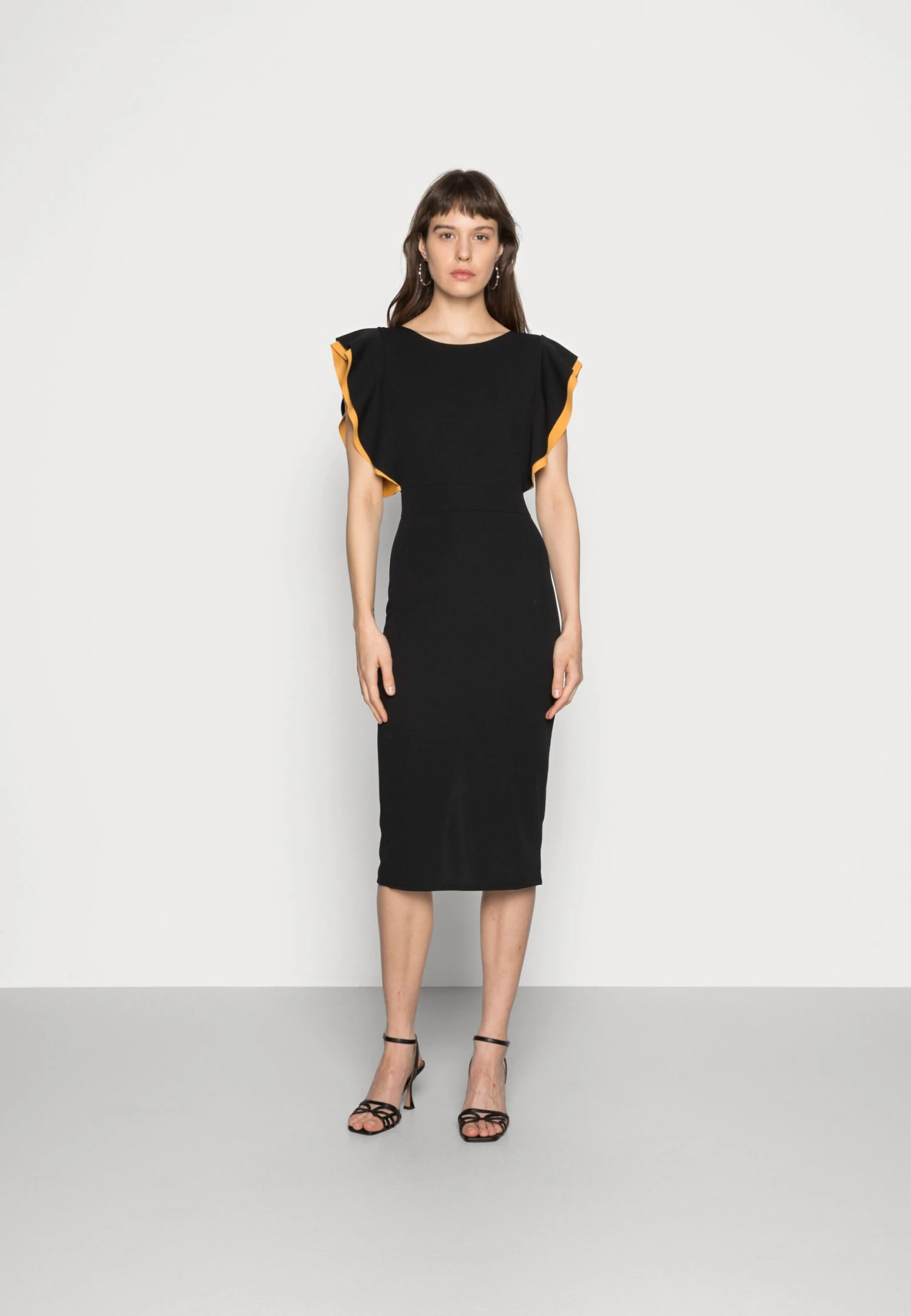 Wal G Kelly Ruffle Sleeve Midi Dress - Cocktailjurk - Black 1 Wal G Kelly Ruffle Sleeve Midi Dress - Cocktailjurk - Black