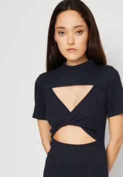 Wal G Willow Cut Out Mini - Jerseyjurk - Navy Blue -Wal G Verkoopwinkel a34a39ba3a474f409ab55dfd49dddfc7 scaled