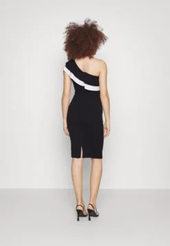 Wal G Smeena One Shoulder Midi - Jerseyjurk - Black/White 8 Wal G Smeena One Shoulder Midi - Jerseyjurk - Black/White -Wal G Verkoopwinkel a525583680cf4cbc9fdfbe55bad87293 scaled