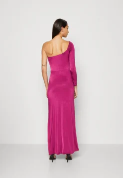 Wal G Arrabella One Sleeve Maxi - Jerseyjurk - Magenta -Wal G Verkoopwinkel a57a5752fead44ddbc164fc49decb4bd scaled