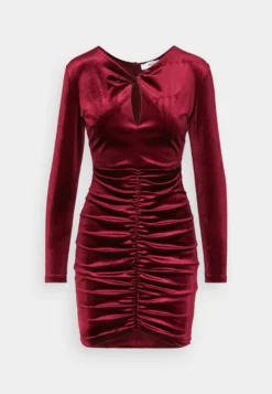 Wal G Valentines Dolly Cut Out Mini - Cocktailjurk - Wine -Wal G Verkoopwinkel a8b9c191956b4876a5c6f8e475450618 scaled