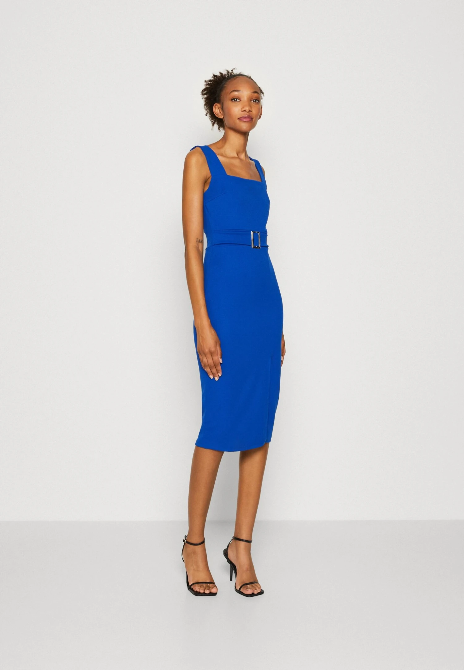 Wal G Jumina Buckle Midi - Jerseyjurk - Electric Blue 1 Wal G Jumina Buckle Midi - Jerseyjurk - Electric Blue