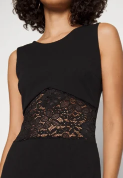 Wal G Lace Maxi Dress - Galajurk - Black 9 Wal G Lace Maxi Dress - Galajurk - Black -Wal G Verkoopwinkel aa123bcd49b4475cbc7c0e58a62d0f7c scaled