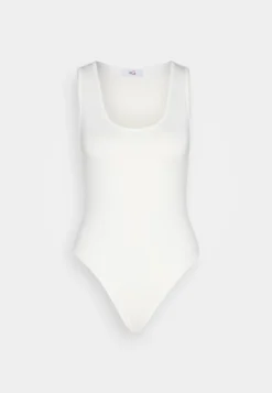 Wal G Melody Bodysuit - Top - White -Wal G Verkoopwinkel abf26a7fbe6c4cf09e37f1c6a606c348 scaled