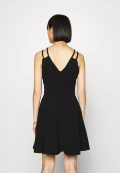 Wendy Buckle Skater - Cocktailjurk - Black -Wal G Verkoopwinkel adf7be1b40bb405bba10a2db1f39e82b scaled