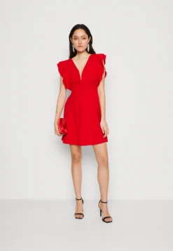 Wal G Lucia V Neck Frill Sleeve Skater Dress - Cocktailjurk - Red 7 Wal G Lucia V Neck Frill Sleeve Skater Dress - Cocktailjurk - Red -Wal G Verkoopwinkel afd448190f294a01aa4ce20cd7ec6b11 scaled
