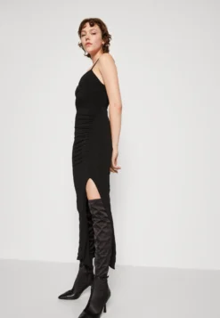 Wal G Salma Strappy - Galajurk - Black -Wal G Verkoopwinkel b1a11012a1934a5e9f5d28017b4ec5a1 scaled