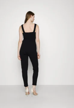 Wal G Print Contrast Plunge- Jumpsuit - Black Floral -Wal G Verkoopwinkel b30d23a6a81d49c4ae710f3ff3ca4396 scaled