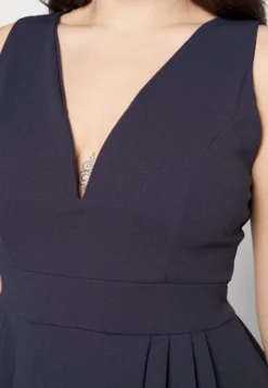 Kandy V Neck Midi - Jurk - Navy Blue 9 Kandy V Neck Midi - Jurk - Navy Blue -Wal G Verkoopwinkel b40e048d9d6e41d9a584f5df4c71ea0b scaled