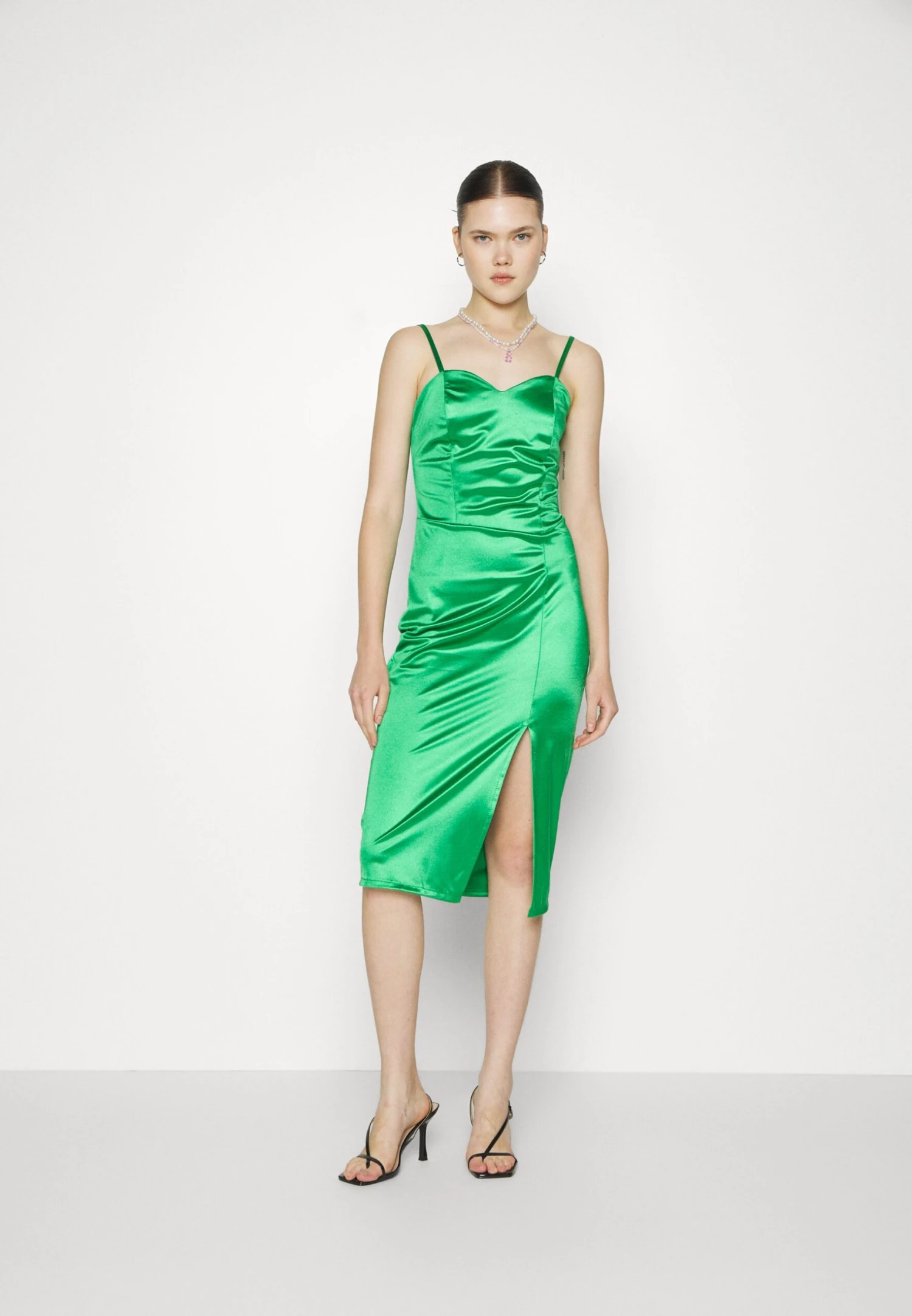 Wal G Ashton Heart Neck Midi - Jerseyjurk - Leaf Green 3 Wal G Ashton Heart Neck Midi - Jerseyjurk - Leaf Green - Afbeelding 3