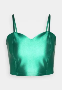 Wal G Daz Heart Neck Crop- Top - Leaf Green 10 Wal G Daz Heart Neck Crop- Top - Leaf Green -Wal G Verkoopwinkel b852adcad4a74528bb60188824d97879 scaled