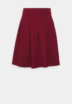 Wal G Zara Pleated Skater Skirt - A-Lijn Rok - Berry Wine 10 Wal G Zara Pleated Skater Skirt - A-Lijn Rok - Berry Wine -Wal G Verkoopwinkel b8b52bff01aa4f1397a6d5f0f638e777 scaled