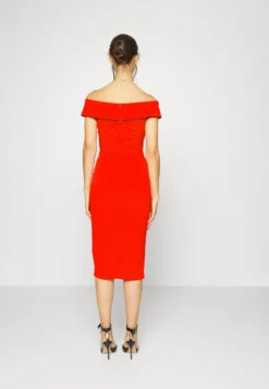 Wal G Zara Midi Dress - Cocktailjurk - Red -Wal G Verkoopwinkel bad4f2e2f7774f1a803efab38dc05621 scaled