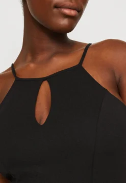 Wal G Harriet Halter Midi Dress - Jerseyjurk - Black -Wal G Verkoopwinkel bbf0f6d0f5c246668d4ddc9933f7de05 scaled