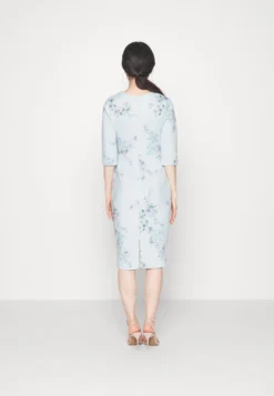 Isabella Wrap Print Midi - Jerseyjurk - Baby Blue -Wal G Verkoopwinkel be19533e865c401b88f5f5f7a87fec17 scaled