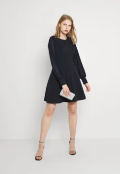 Wal G Kat Sleeve Dress - Jurk - Navy Blue -Wal G Verkoopwinkel bf226df28560435ab9b6c86a63c6eec7 scaled