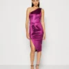 Wal G Niomi One Shoulder Midi - Cocktailjurk - Magenta