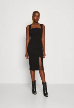 Wal G Brody Curve Neck Midi - Etui-Jurk - Black