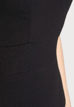 Wal G Strappy Square Neck Midi Dress - Etui-Jurk - Black 9 Wal G Strappy Square Neck Midi Dress - Etui-Jurk - Black -Wal G Verkoopwinkel c73e16209a394c058e6a231df4659cc6 scaled