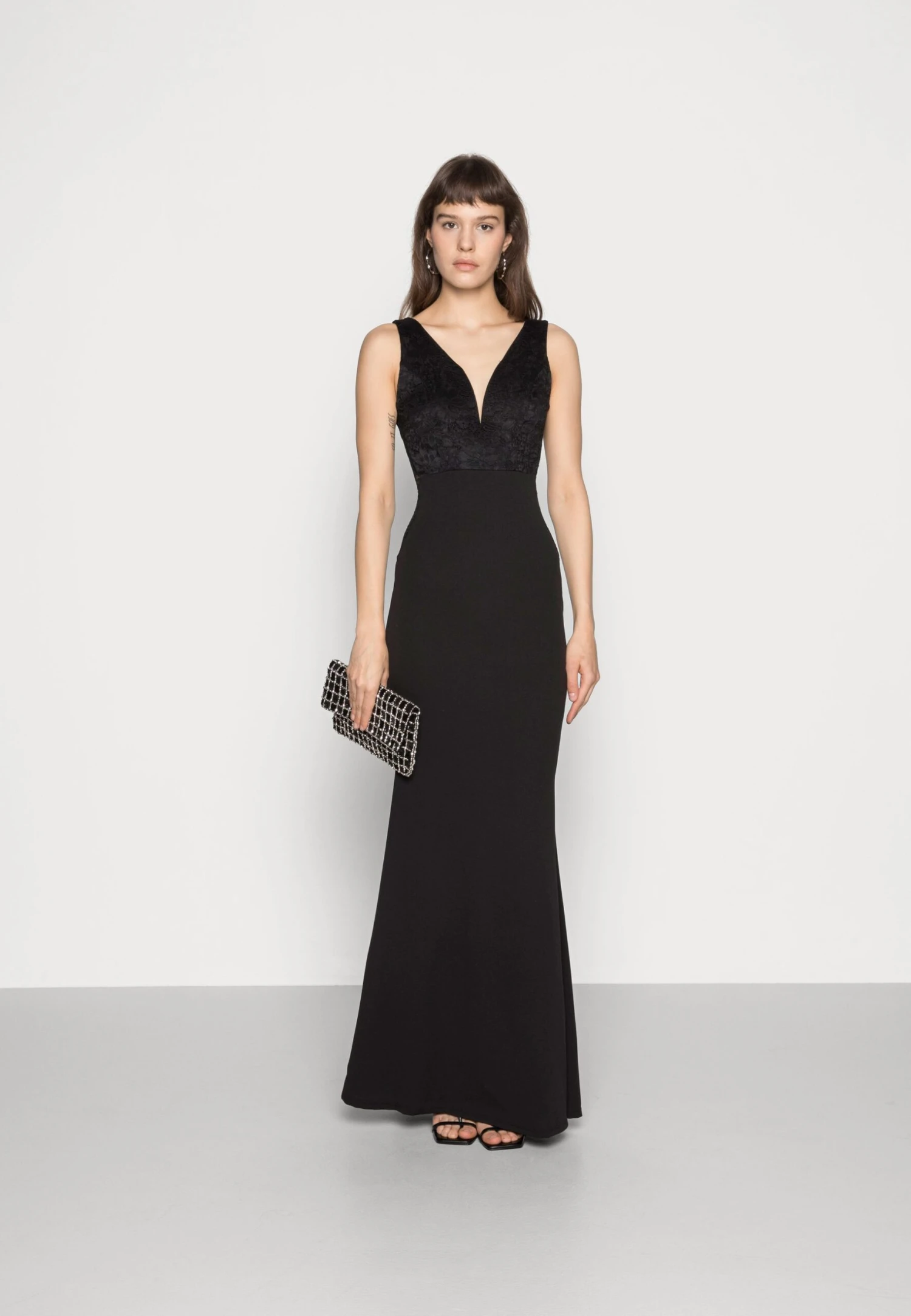 Wal G V Neck Maxi - Galajurk - Black 2 Wal G V Neck Maxi - Galajurk - Black - Afbeelding 2