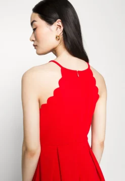 Scallop Edge Dress - Jurk - Red -Wal G Verkoopwinkel ce5d2312650f445e902fedf934af54d0 scaled