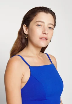 Tan Strap Skater - Cocktailjurk - Electric Blue -Wal G Verkoopwinkel ce9cef08c63c4f9599ace9bc28a762f9 scaled