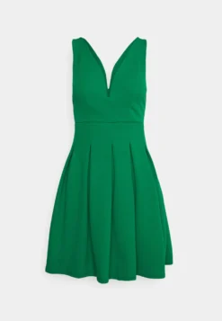 Wal G Pleated Fit And Flare - Cocktailjurk - Leaf Green -Wal G Verkoopwinkel cfed1335999148dca8cb5a35792e819b scaled