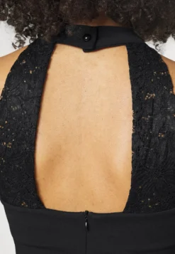 Wal G Bali Halter Neck Skater Dress - Jerseyjurk - Black -Wal G Verkoopwinkel d39d017730744db4aed72ce01ef326ab scaled