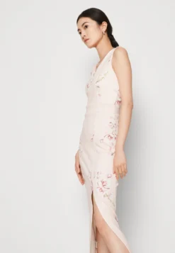 Wal G Wedding Dolly V Neck Print Maxi - Jerseyjurk - Apricot/Multi-Coloured -Wal G Verkoopwinkel d4dc8c50869e4d61a236be7e2faa7daf scaled