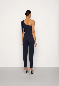 Wal G Jon- Jumpsuit - Navy Blue -Wal G Verkoopwinkel d54e99a725bb4d979b8cb4d0740ce71b scaled