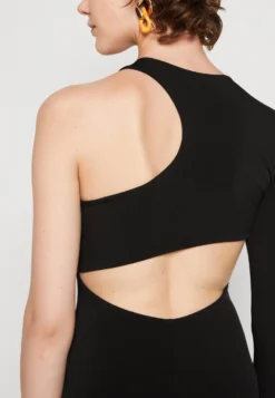 Wal G Mila Asymmetric - Galajurk - Black 11 Wal G Mila Asymmetric - Galajurk - Black -Wal G Verkoopwinkel d6157f5d594c43829858ebc0677f42b9 scaled