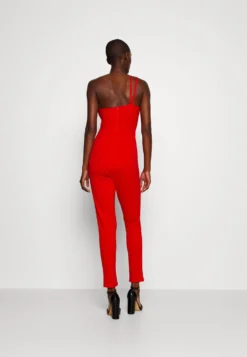 July Cut Out - Jumpsuit - Red -Wal G Verkoopwinkel d869f612a68e4395b1faf1b24f474803 scaled