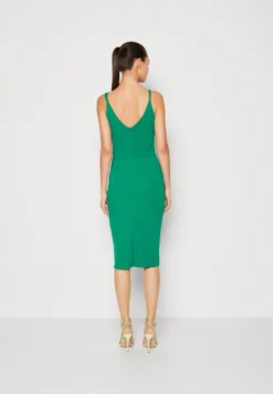 Wal G Tessa Midi Dress - Jerseyjurk - Leaf Green 8 Wal G Tessa Midi Dress - Jerseyjurk - Leaf Green -Wal G Verkoopwinkel d9a9f54471104f848a8cbc37dc8a92cb scaled